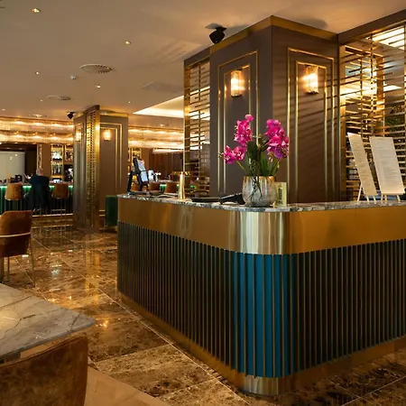 Art Rotterdam-fully Renovated Hotel