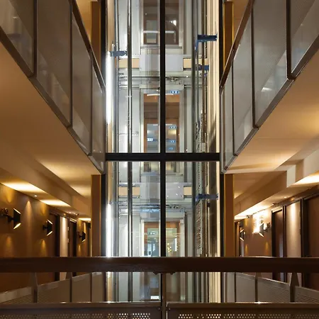 Hotel Art Rotterdam-fully Renovated 4*