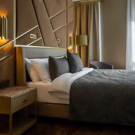 Art Rotterdam-fully Renovated Hotell 4*