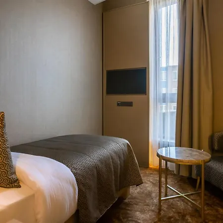 Art Rotterdam-fully Renovated Rotterdam